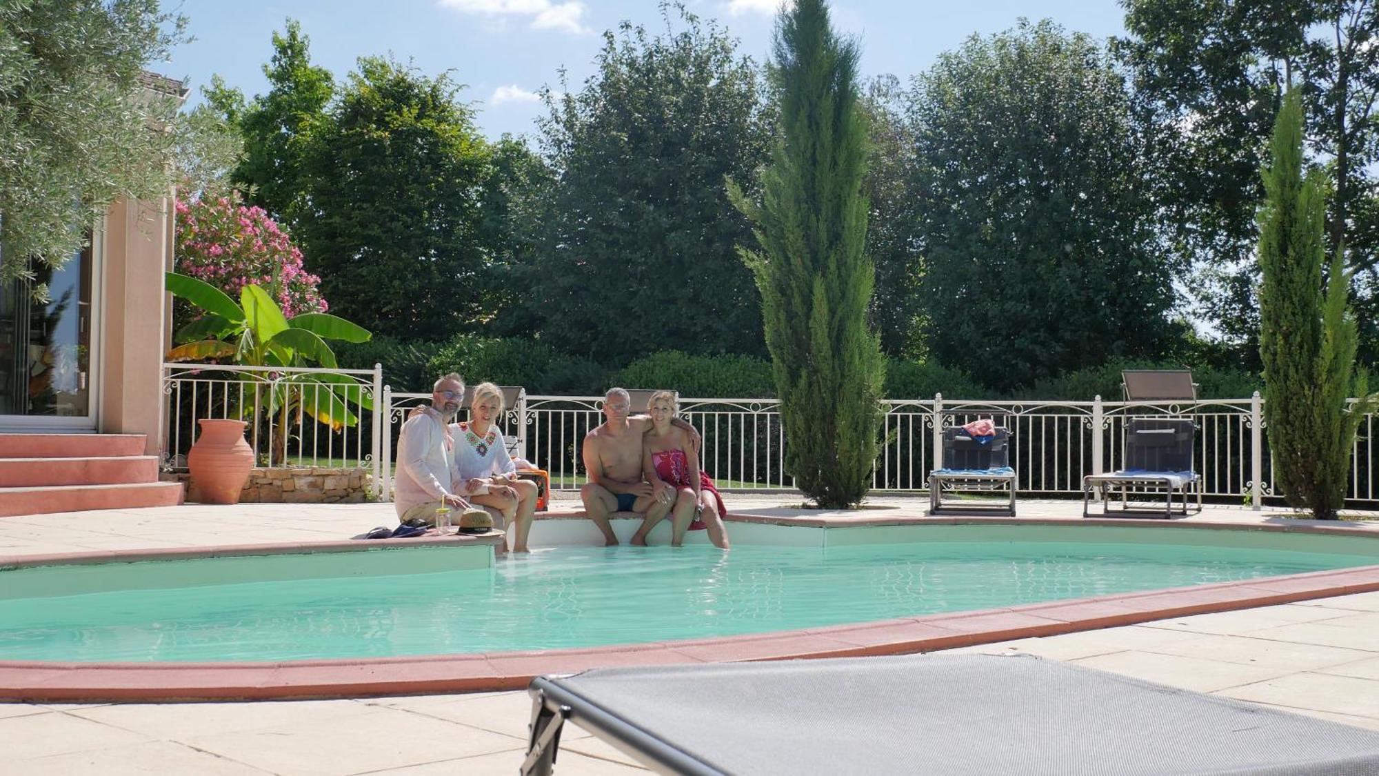 Les Gites De Bellevue Nueil-sous-les-Aubiers Exterior foto